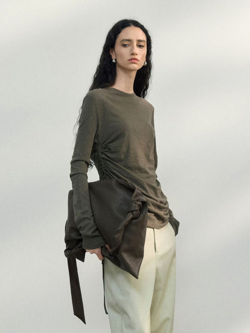 Pullover in lino color sabbia con ruches