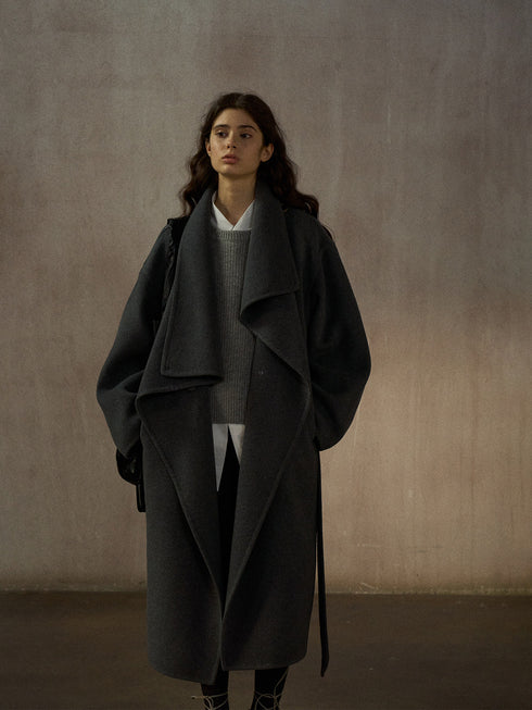 Sculpt Hand-Sewn Wool Coat