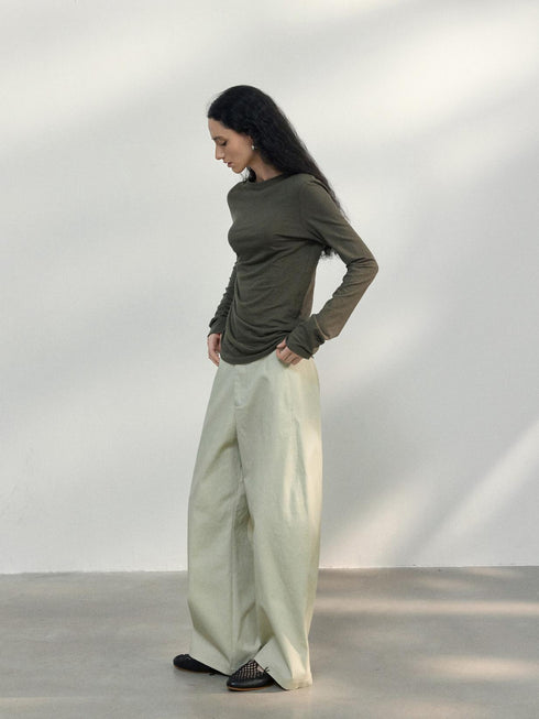 Pullover in lino color sabbia con ruches