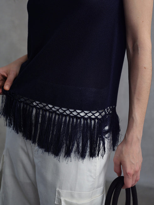 Lucent Fringe U-Neck Vest