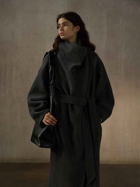 Sculpt Hand-Sewn Wool Coat