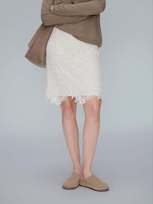 Serra Lace Skirt
