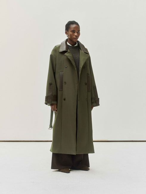 Asymmetrischer Trenchcoat