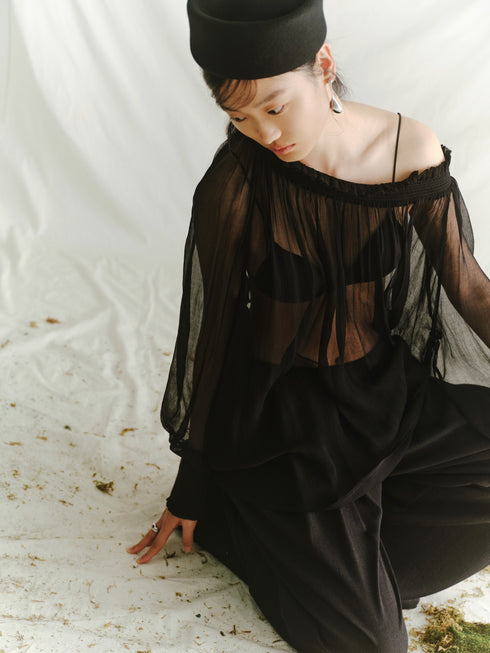 Top Cinder ajustado con velo