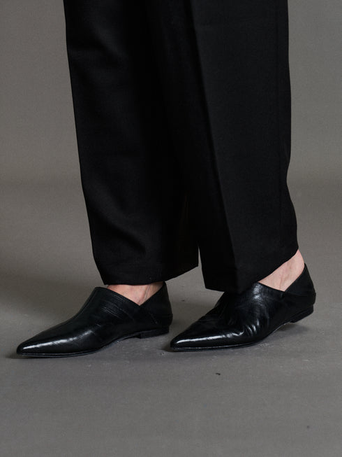 Eivor Horsehide Flats