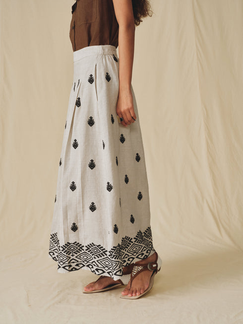 Solenne Border Skirt