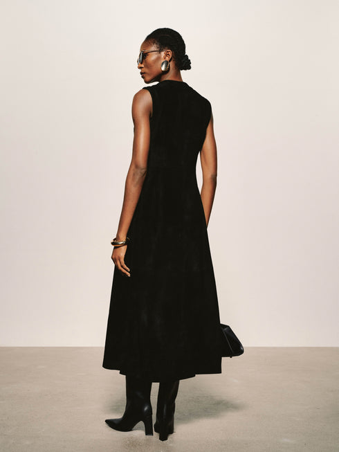 Robe Droite Boutonnée En Suède