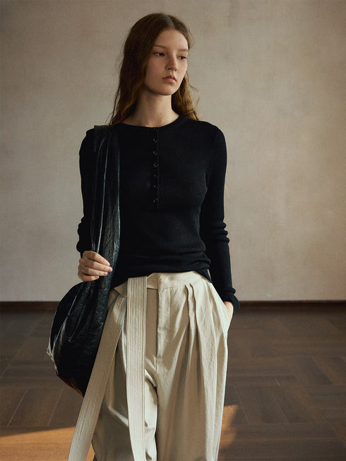 Senna Ribbed Henley Top