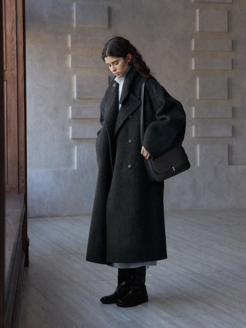 Cappotto Corvian in lana con collo alla coreana