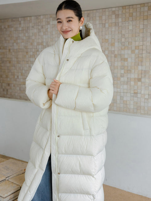 Manteau long à capuche en duvet