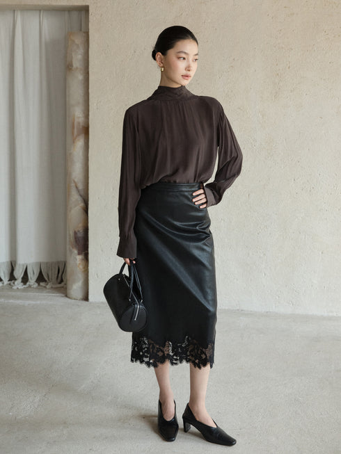 Serein Scarf-Collar Blouse