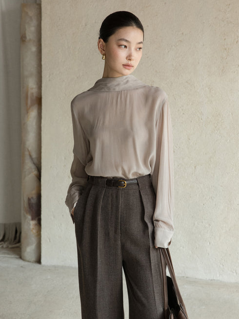 Serein Scarf-Collar Blouse