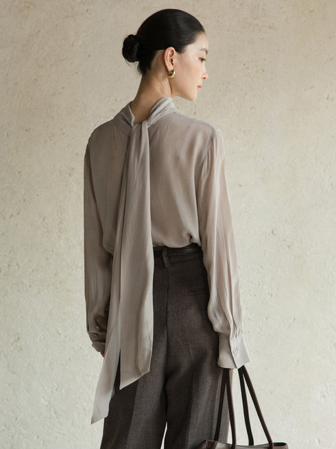 Serein Scarf-Collar Blouse
