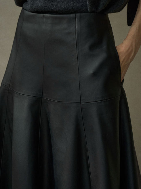 Veloria Lume Flared Skirt