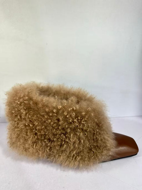 Aster Shearling-Cuff Leather Boots โ Brown / Black