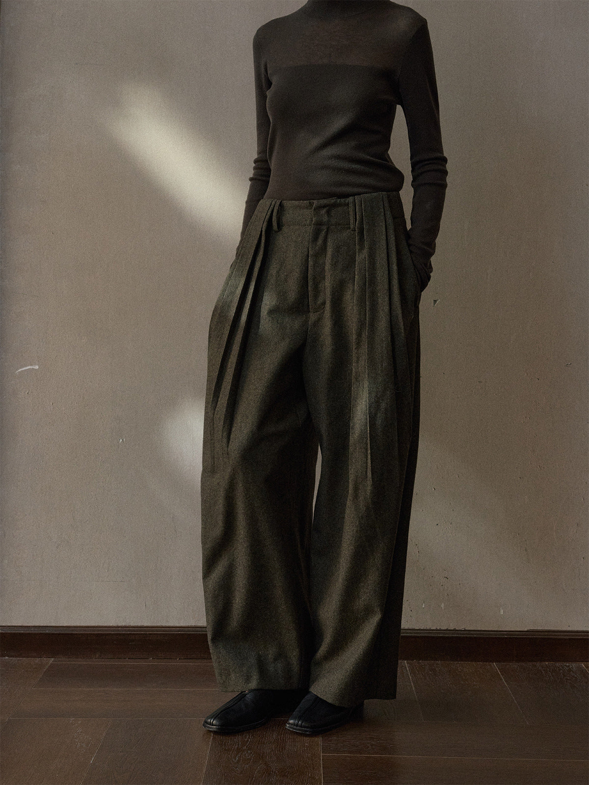 Pantalon Neris à jambes larges