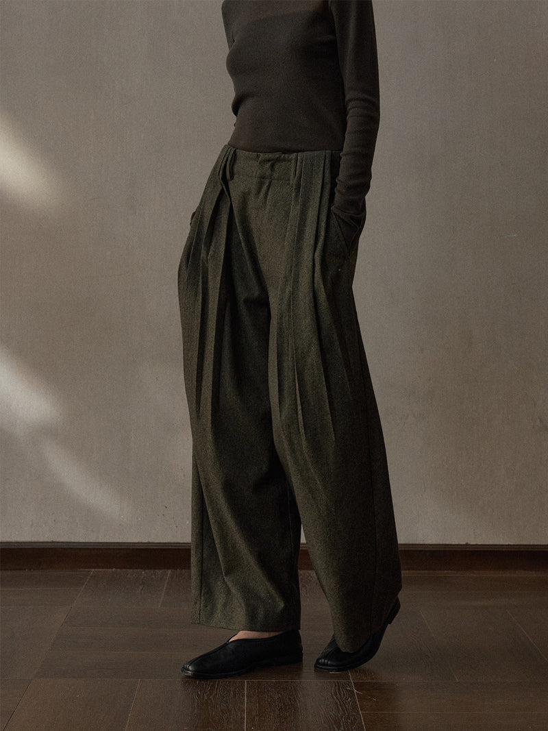 Neris Barrel Trousers