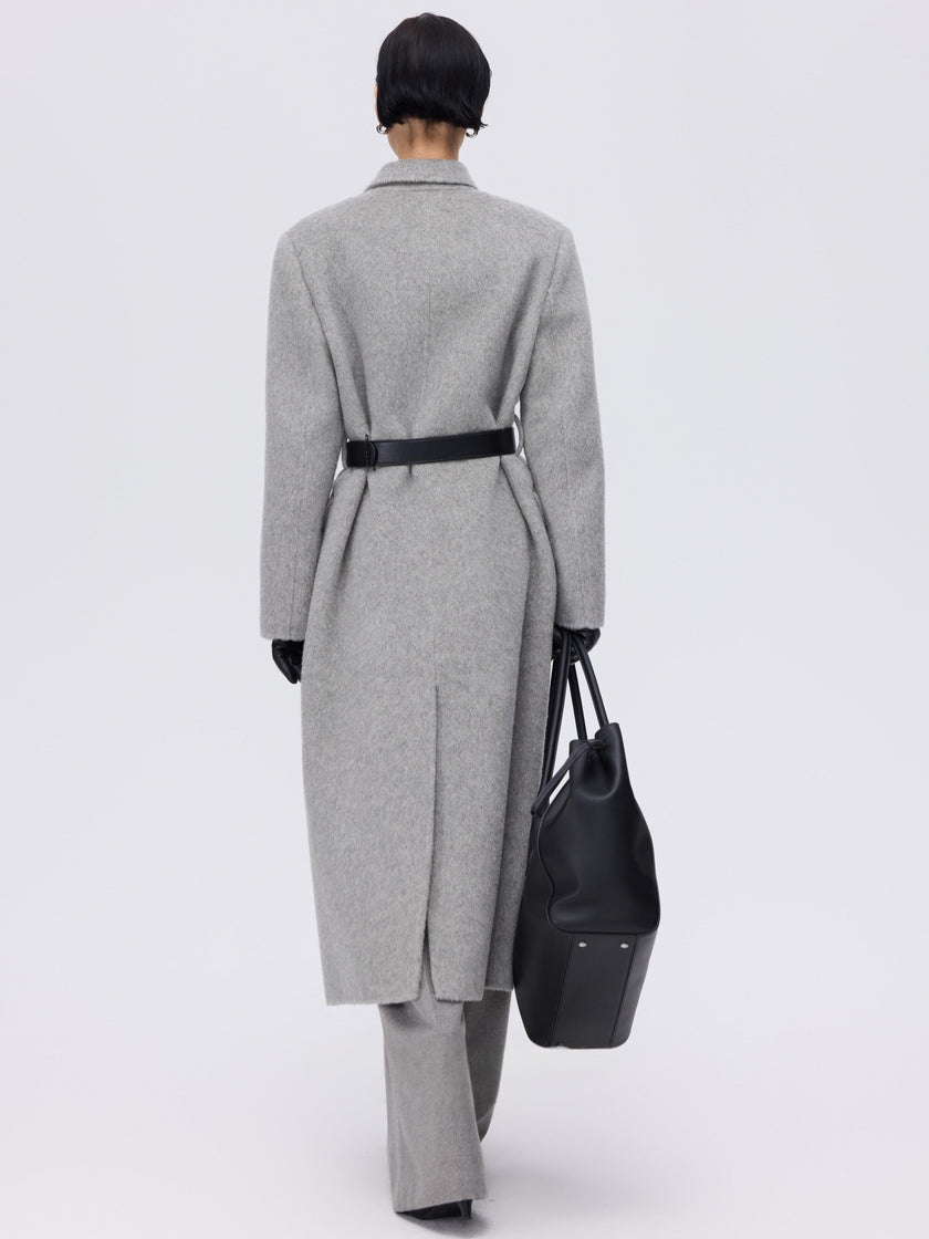 Long manteau en laine ajusté