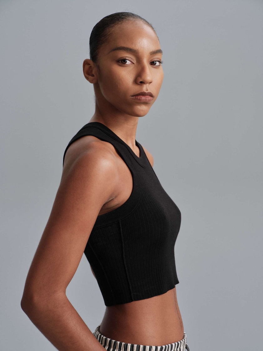 Contour Line Vest - Black