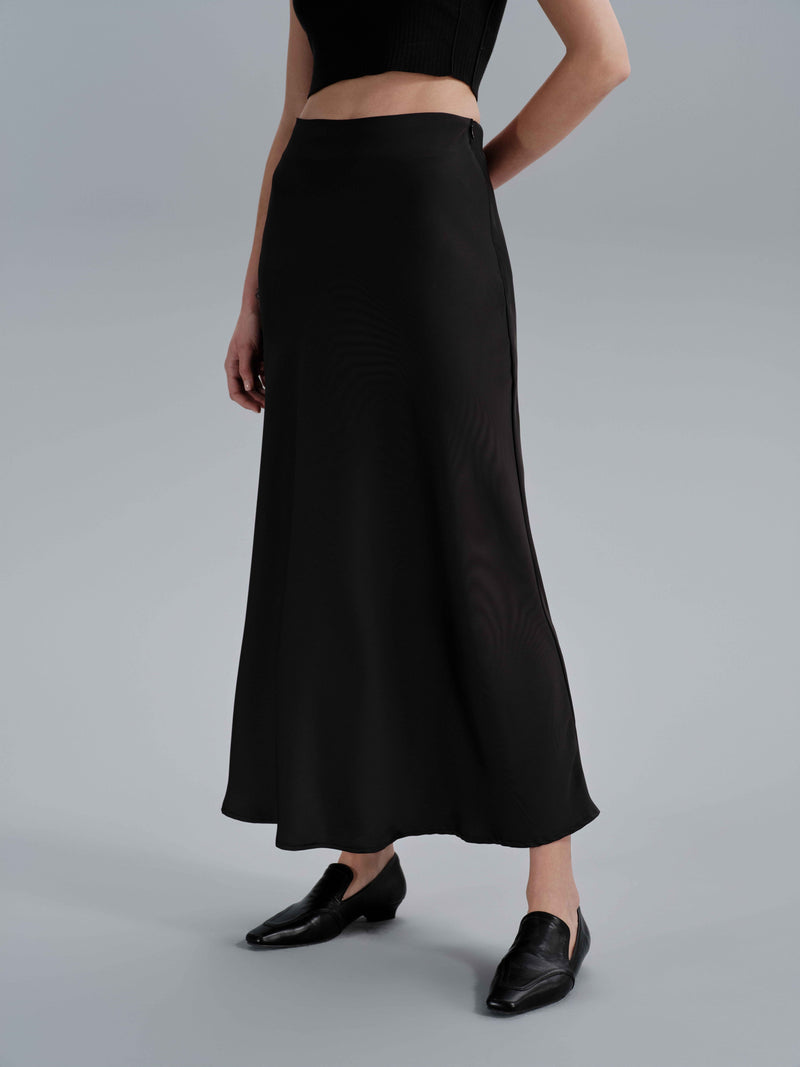 Nótt Veil Skirt