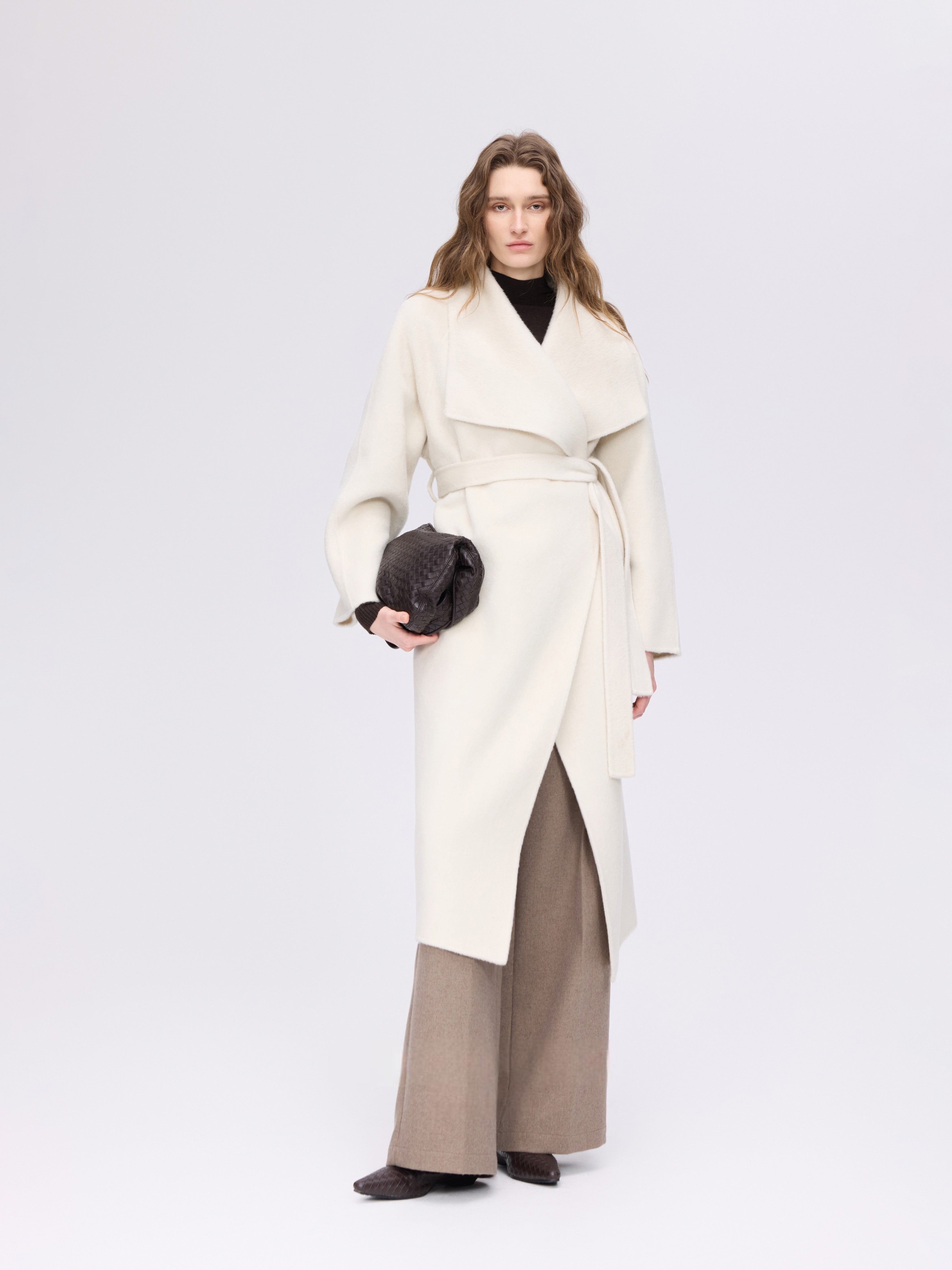 Soft-Structured Wool Coat – hemi blurr