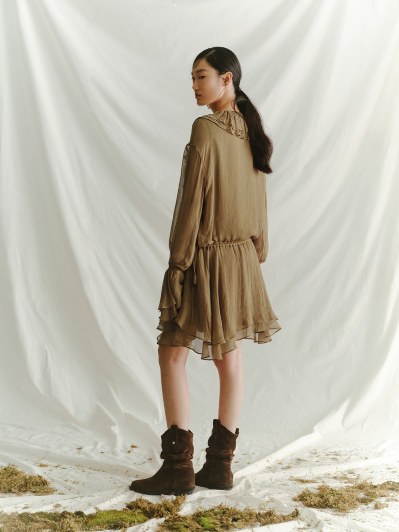 Robe en voile à volants terre d’ombre