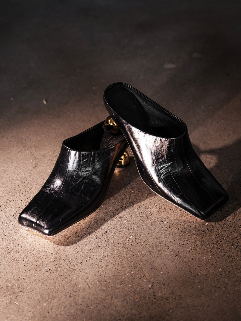 YAOSAN Mules en cuir croco