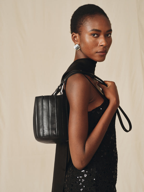Sac seau en cuir Atelier
