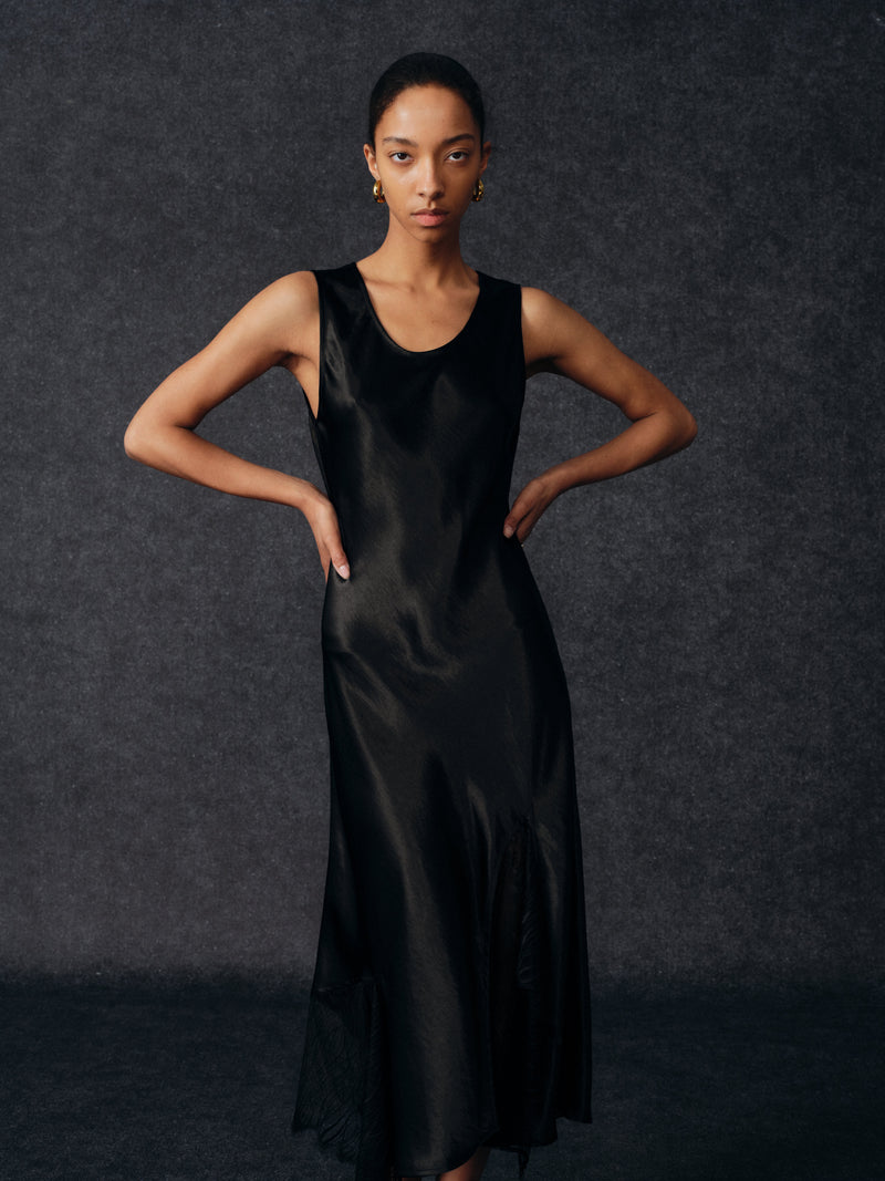 Robe Nyra à liserés transparents