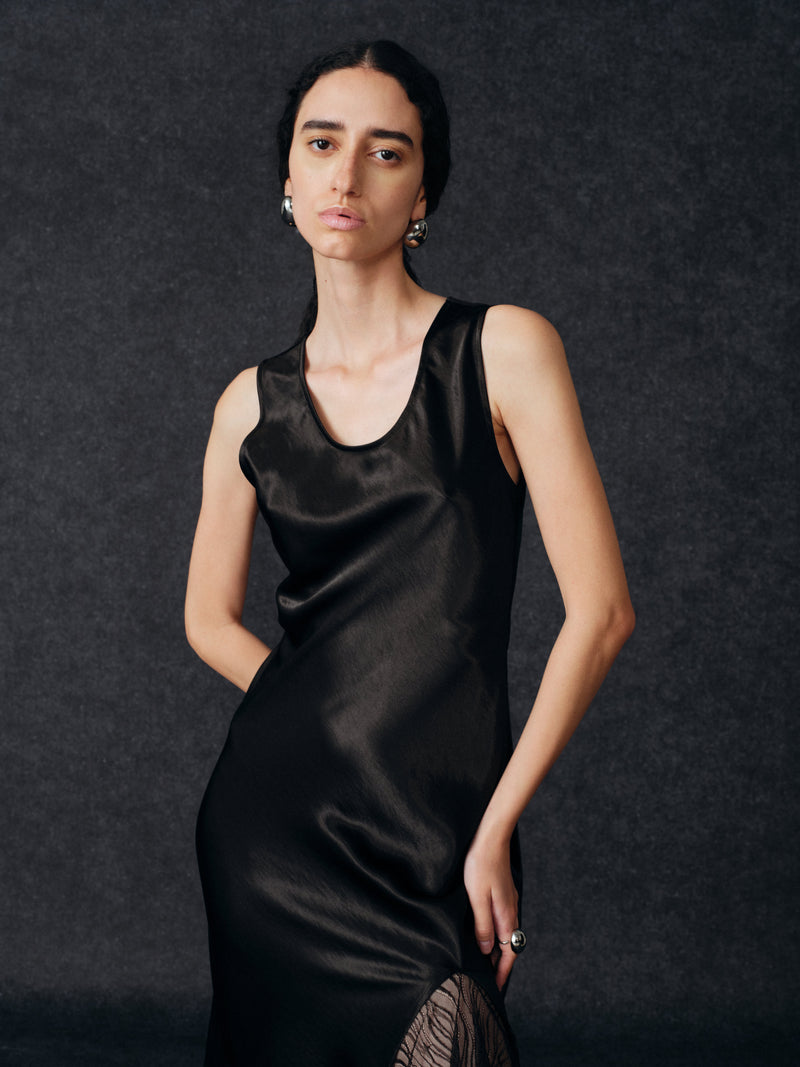 Robe Nyra à liserés transparents