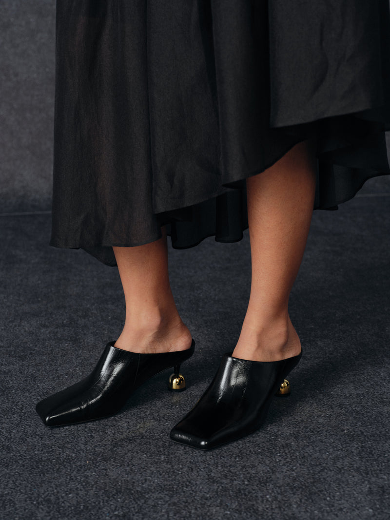 YAOSAN Mules en cuir croco
