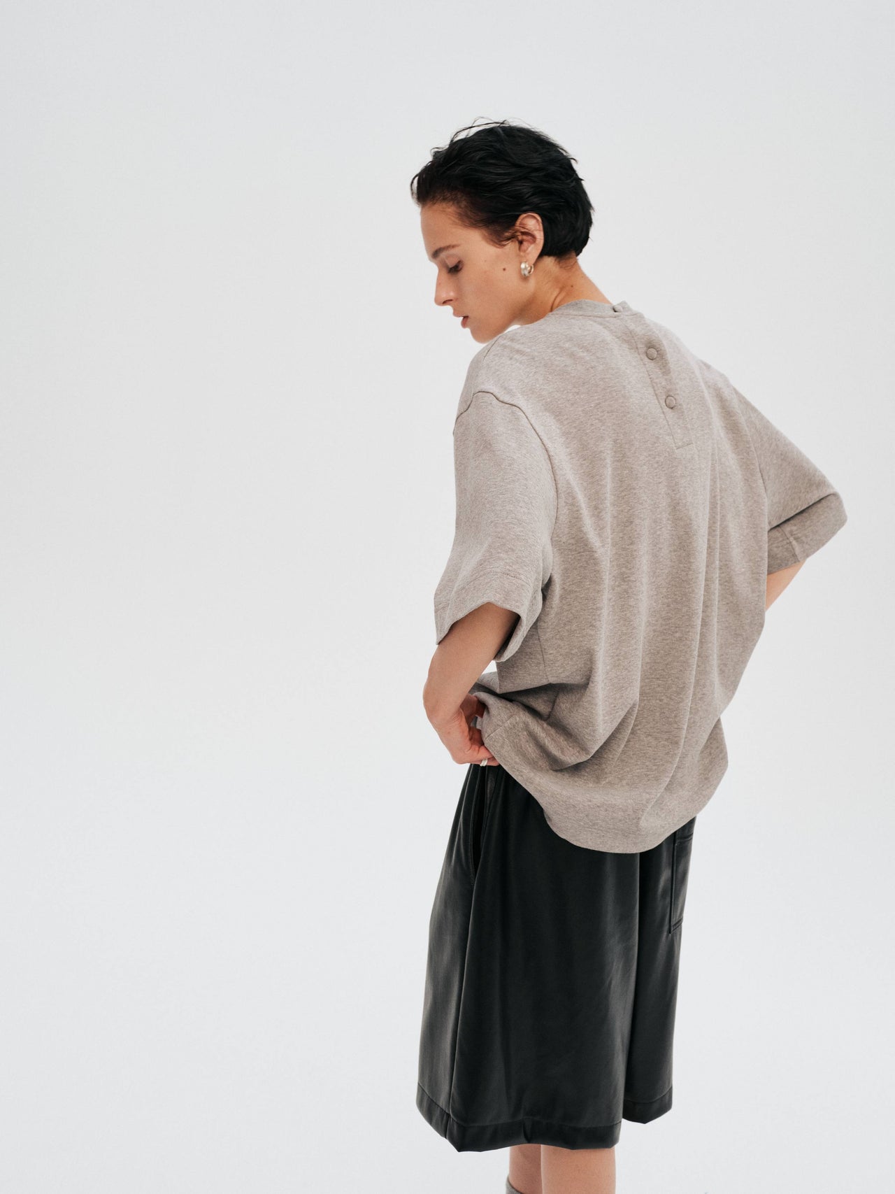 Oatloop Back Tee