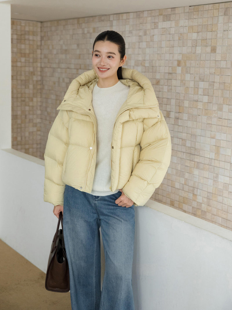 Veste courte matelassée à capuche