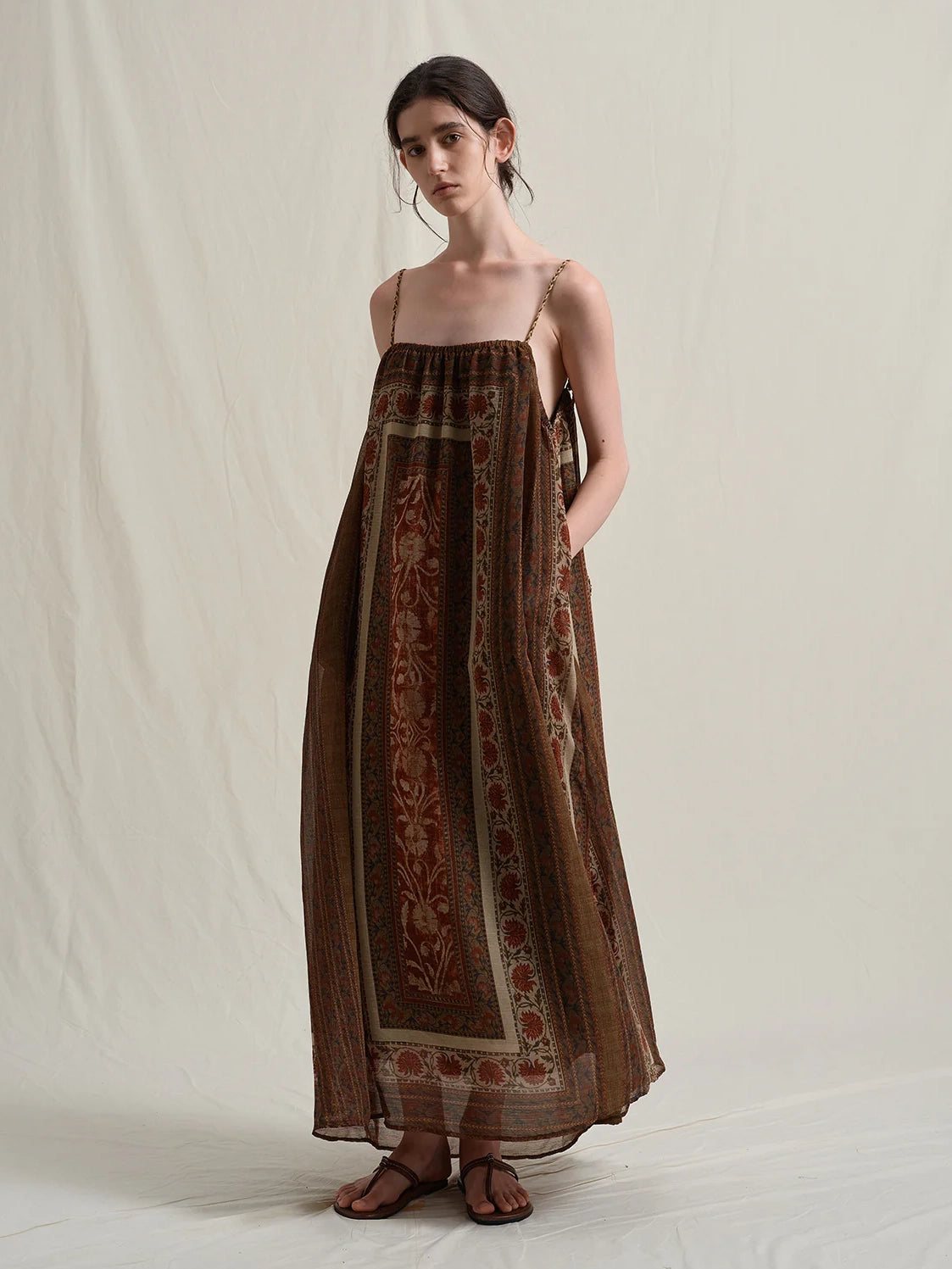 Sanu Robe Tapisserie