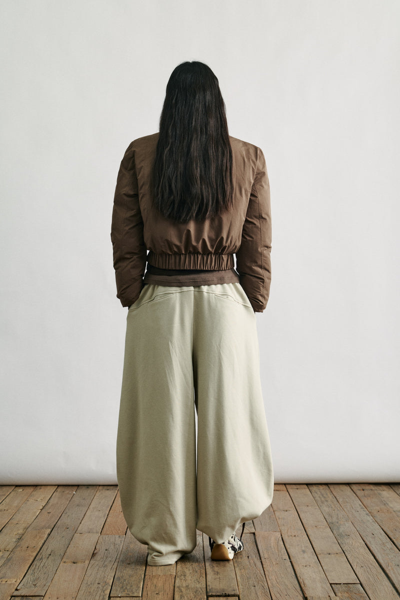 Pantalon Ample Ceinturé à Effet Brillant